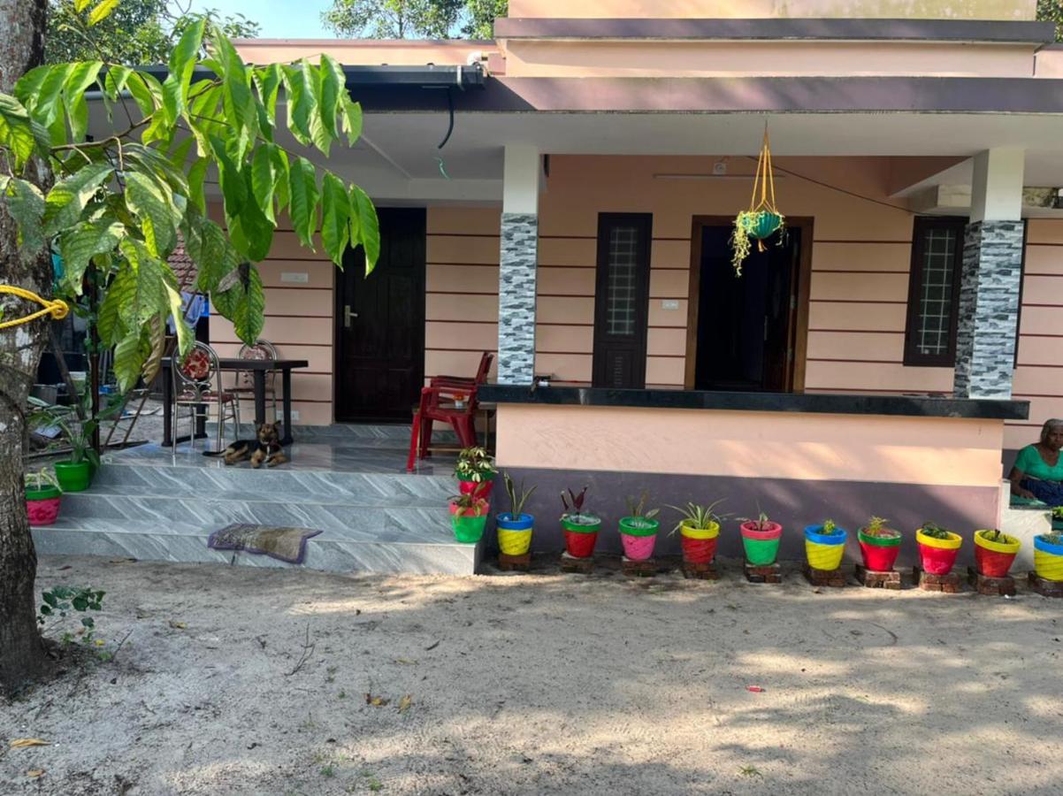 Marari Kallyani Beach Homestay マラリクラム エクステリア 写真