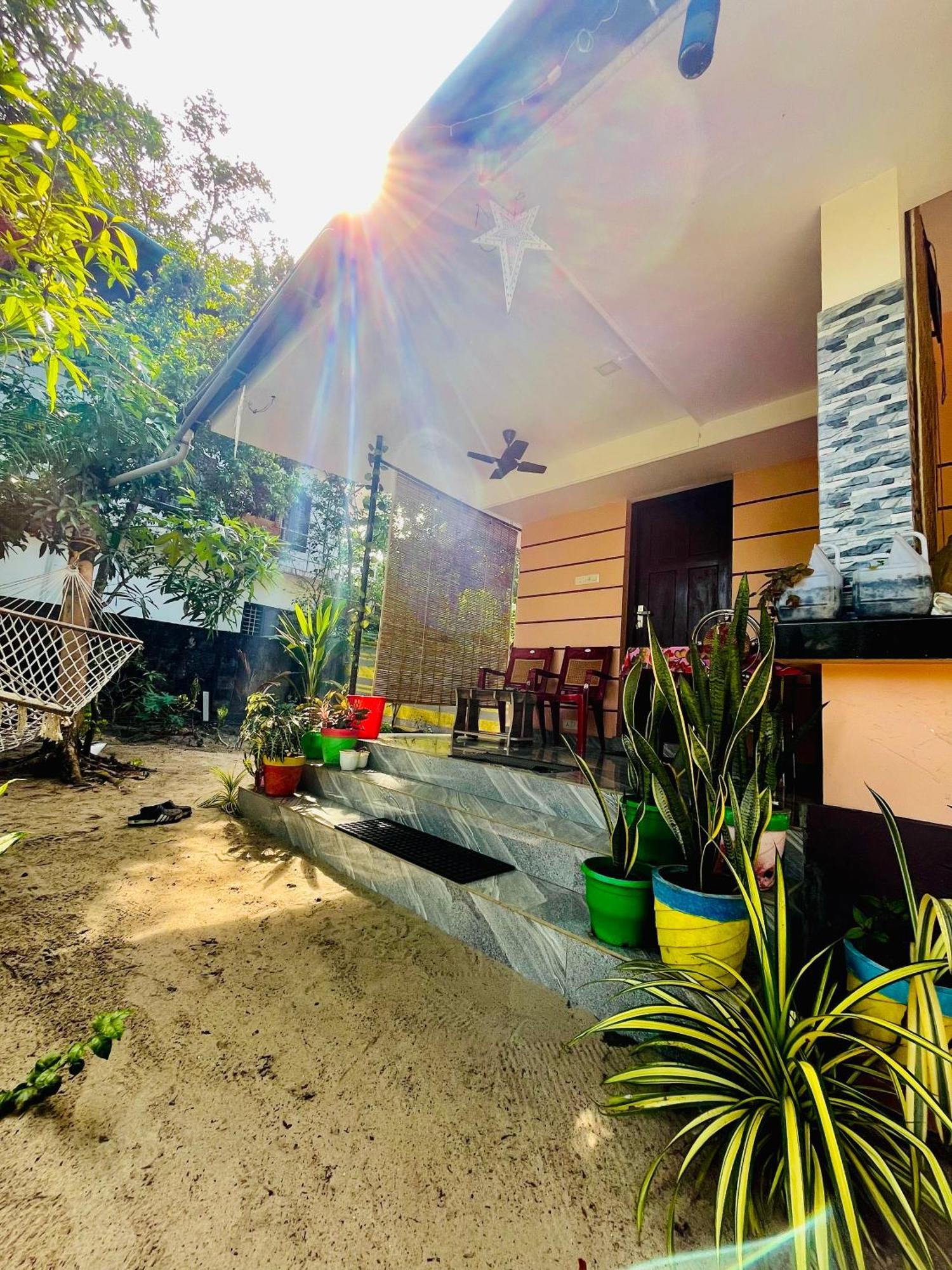 Marari Kallyani Beach Homestay マラリクラム エクステリア 写真
